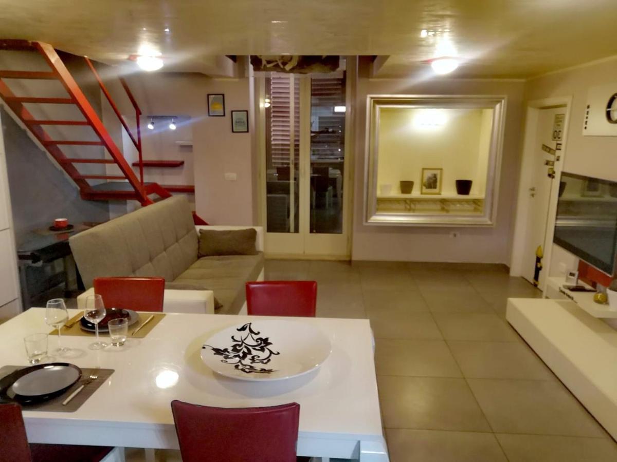 Metro Casa Vacanze Bríndisi Exterior foto